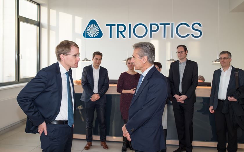 Ministerpräsident Günther bei TRIOPTICS